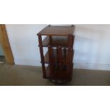 A 1930/40's revolving oak bookstand - 51cm x 56cm x 95cm