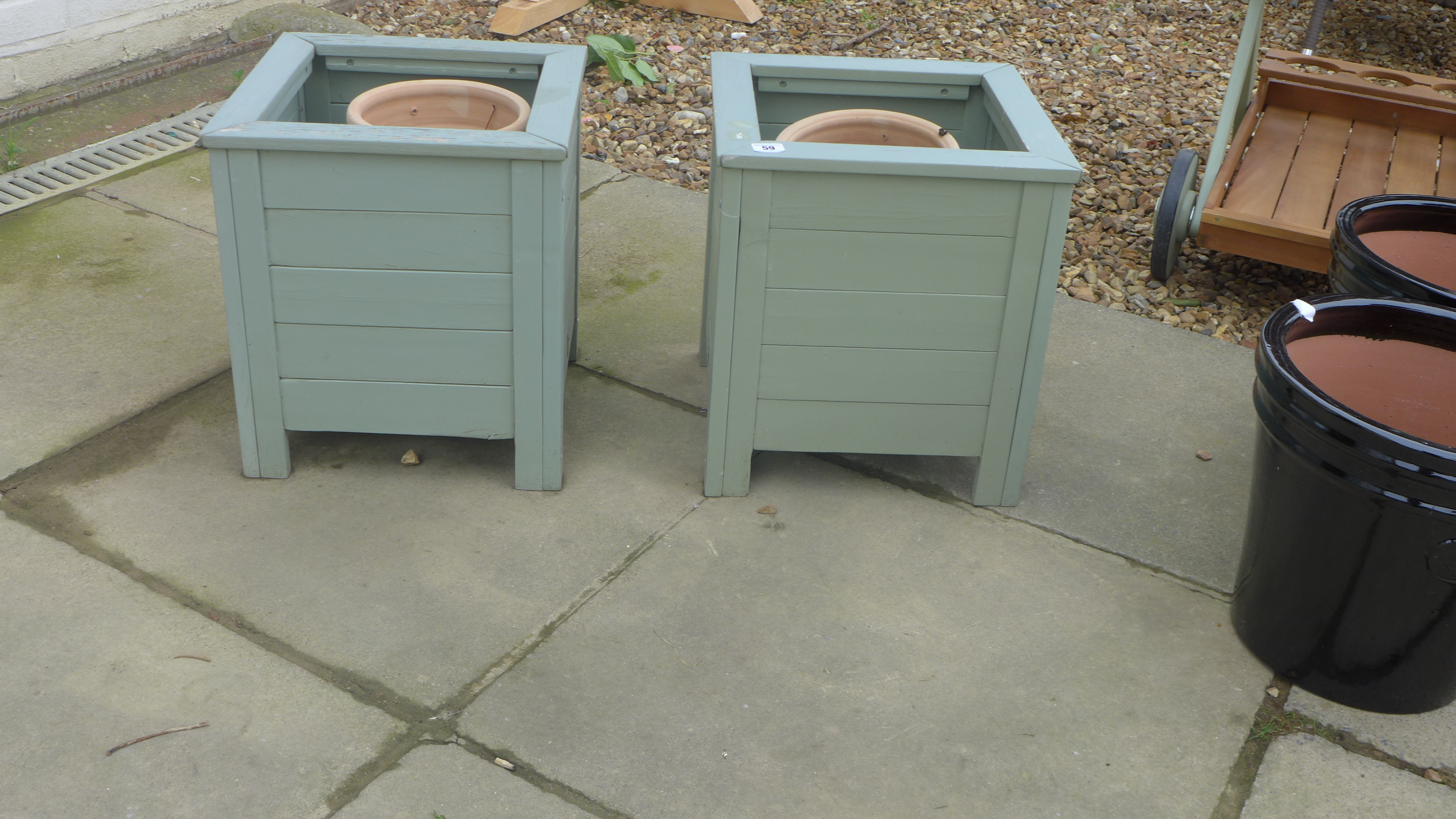 Two Florenity Verdi planters