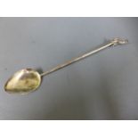 A sterling silver spoon surmounted by an emu and chick by Geof Ince - length 12cm - approx weight 0.