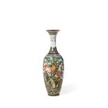 A SMALL CHINESE FAMILLE ROSE ‘HUNDRED BIRDS’ VASE BY ZHANG SHI BAO (1909-1987), 20TH CENTURY