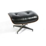 λ A Herman Miller 670 Lounge chair and 671 Ottoman, designed by Charles & Ray Eames, bent-ply