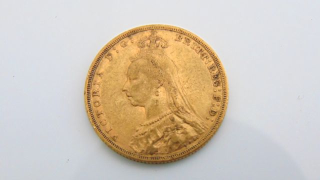 A Victorian full sovereign, 1890