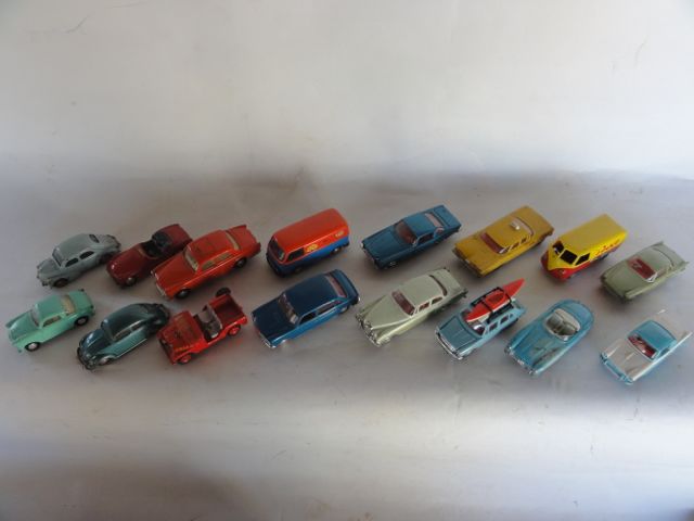 A collection of die cast model vehicles to include a Corgi Proteus Campbell Bluebird 153, a Corgi