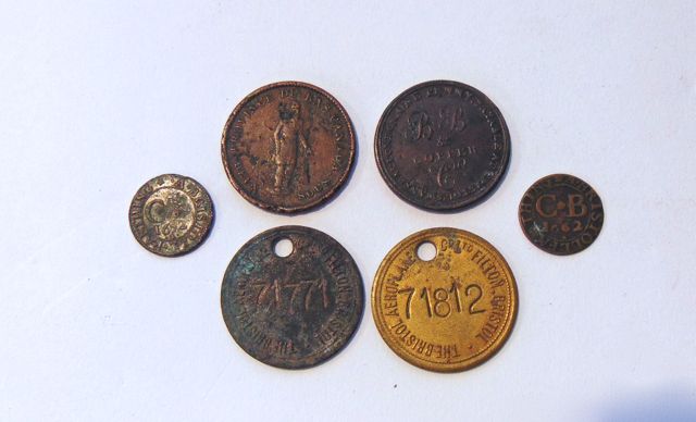 A B & B Co copper one penny token 1811, Canadian bank token 1 penny, a 1662 Bristol farthing,