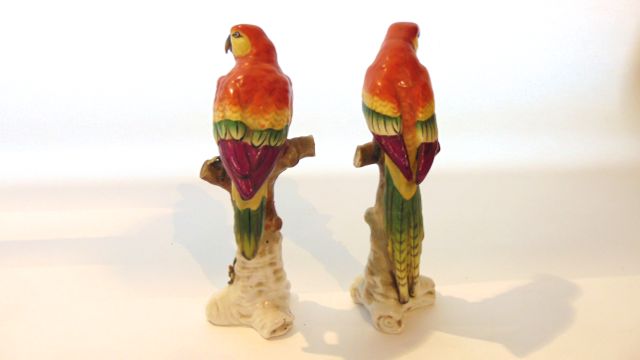 A pair of Samson type models of parrots with red, yellow and green plumage, both perched on branches - Image 3 of 4