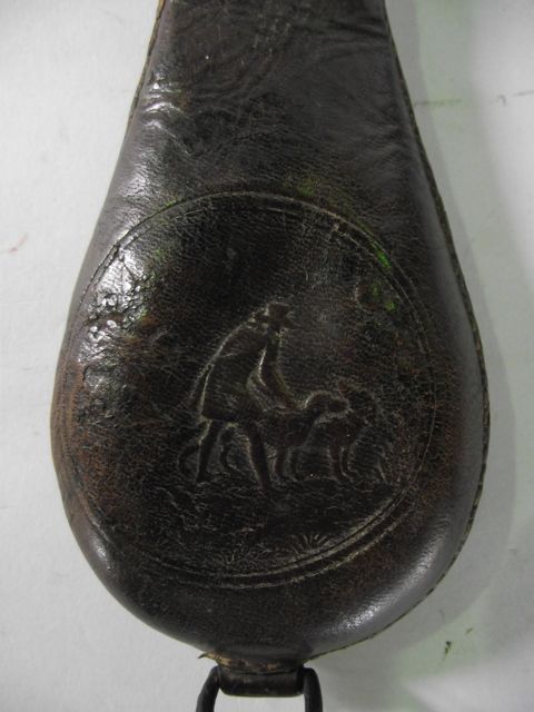 A small miscellaneous collection to include a 19th century embossed leather powder flask with - Image 2 of 2