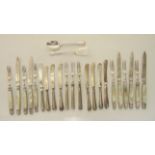 A set of late Victorian silver fruit cutlery, Goldsmiths & Silversmiths Co., London, 1896,