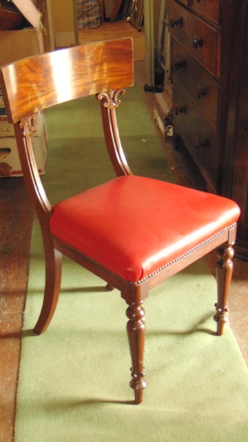 A set of six William IV mahogany spade back dining chairs with carved detail, fluted supports and - Image 2 of 2