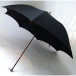 A good quality early Edwardian umbrella by S Fox & Co Limited marked to framework, the black