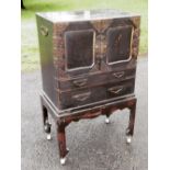 ORIENTAL LACQUERED CABINET WITH TWO DRAWERS ENCLOSING 10 DRAWERS (76.5 cm x 49 cm x 31 cm)