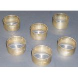 SET OF SIX EDWARDIAN SILVER NAPKIN RINGS BY ROBERT PRINGE, LONDON 1903 (126g) [6]