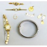 SWISS MADE 18K GOLD LADY'S VITALIS WRISTWATCH WITH A ROLLED GOLD STRAP, A YELLOW METAL FLORAL BROOCH