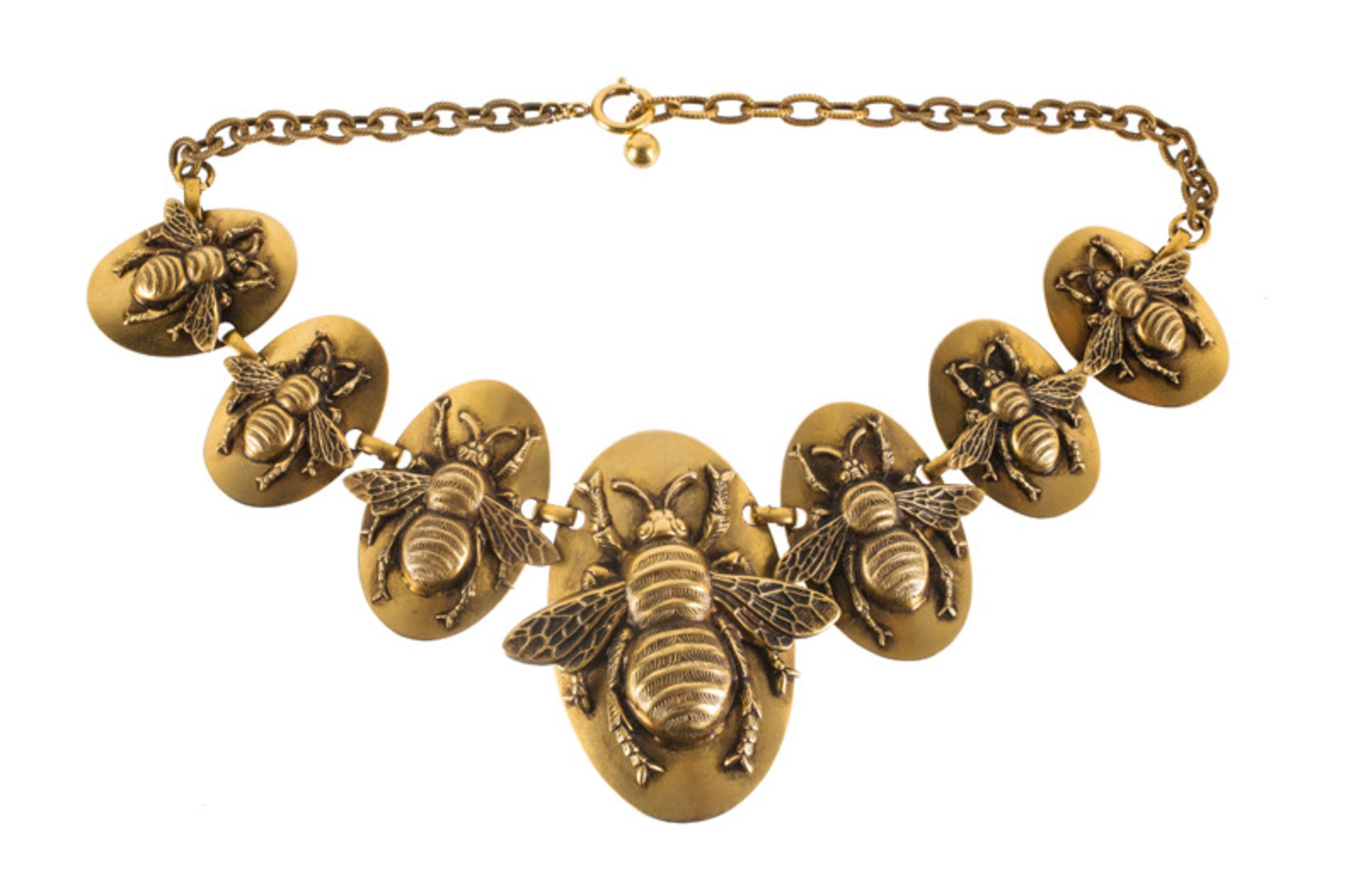 A Joseff Hollywood goldtone necklace with bee's. Signed Joseff. L. 48 cm. Good condition.