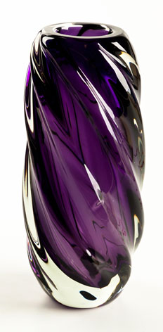 A ŠKRDLOVICÉ GLASSWORKS 'ANDROMEDA' VASE DESIGNED BY JAN BERÁNEK, 1956 model number 5671 c.f. R.