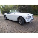 A 1961 AUSTIN HEALEY 3000 BT7 Complete with hard top, side screens, soft top, Tonneau cover, wire
