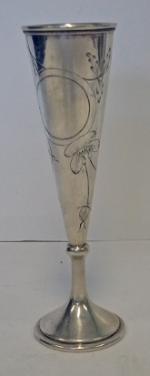 A RUSSIAN SILVER POSY VASE, STAMPED 84, I. P. PROKOFIEV, MOSCOW, LATE 19TH/EARLY 20TH CENTURY the