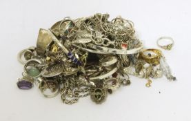 Bag containing mainly gem set silver jewellery