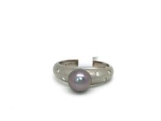 Pearl and Diamond White Gold Ring Stamped 18k PT
