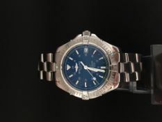Gentleman's Automatic Breitling Colt Date watch. The case and Bracelet are stainless steel with a