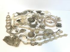 A large quantity of mostly silver filigree jewellery, approximately 456 g gross