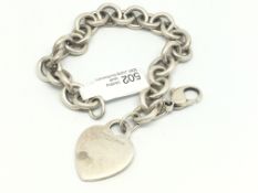 Tiffany & Co silver heart link bracelet, 20cm, 37g