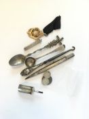 A selection of silver items, including S. Mordan silver pencil, silver button hook and 1913 silver