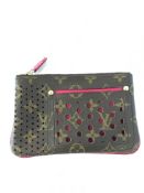 Louis Vuitton leather Purse, pierced leather with pink leather relief, 16x11cm