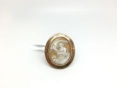 Rose gold cameo brooch, Hebe and Zesus' eagle, engraved floral decoration, in rose metal tested as