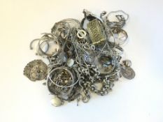 Bag of mostly mixed silver jewellery gross weight approximately 1628 grams