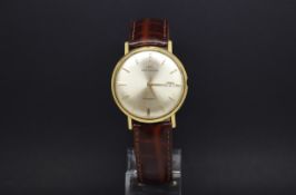 A GENTLEMANS 18ct Gold MOVADO KINGMATIC AUTOMATIC WRIST WATCH. Circa 1960s It has a silver