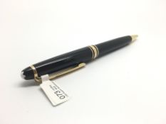 Mont Blanc roller ball, black with gilt detail, open top