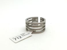 A silver Gucci Ring 6.8g Size O