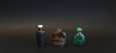 A group of three snuff bottle including banded agate example