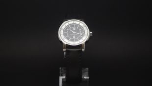Ladies Bvlgari Solotempo stainless steel quartz strap watch with date 28mm diameter casing ref: