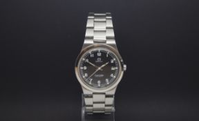 Omega seamaster automatic, black dial, white Arabic numerals, outer track, date aperture,