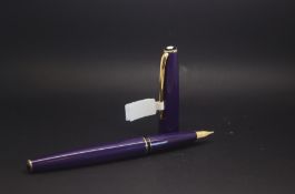 Mont Blanc fountain pen, 14k nib, purple case gilt trim