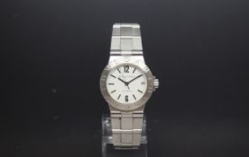 Ladies Bvlgari with a automatic date movement, stainless steel bracelet watch (AF)