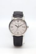 Gentleman's Baume & Mercier Geneve, Automatic Movement, Date at 3 o'clock, Round dial white with