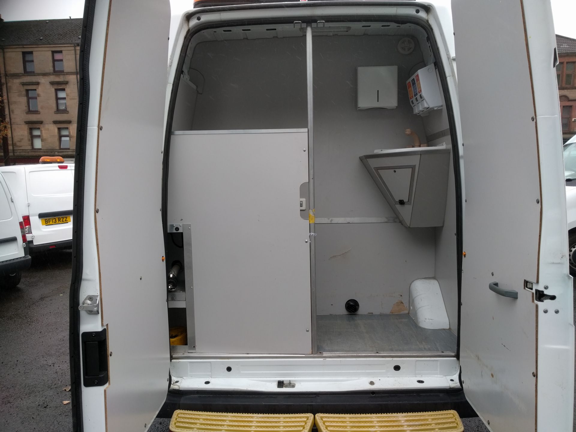 FORD TRANSIT 350 HIGH ROOF WELFARE UNIT - Image 10 of 15