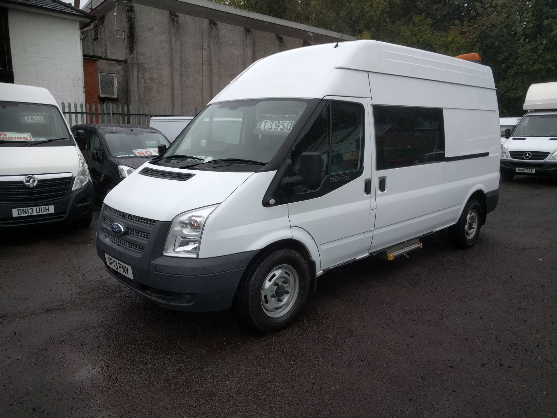 FORD TRANSIT 350 HIGH ROOF WELFARE UNIT