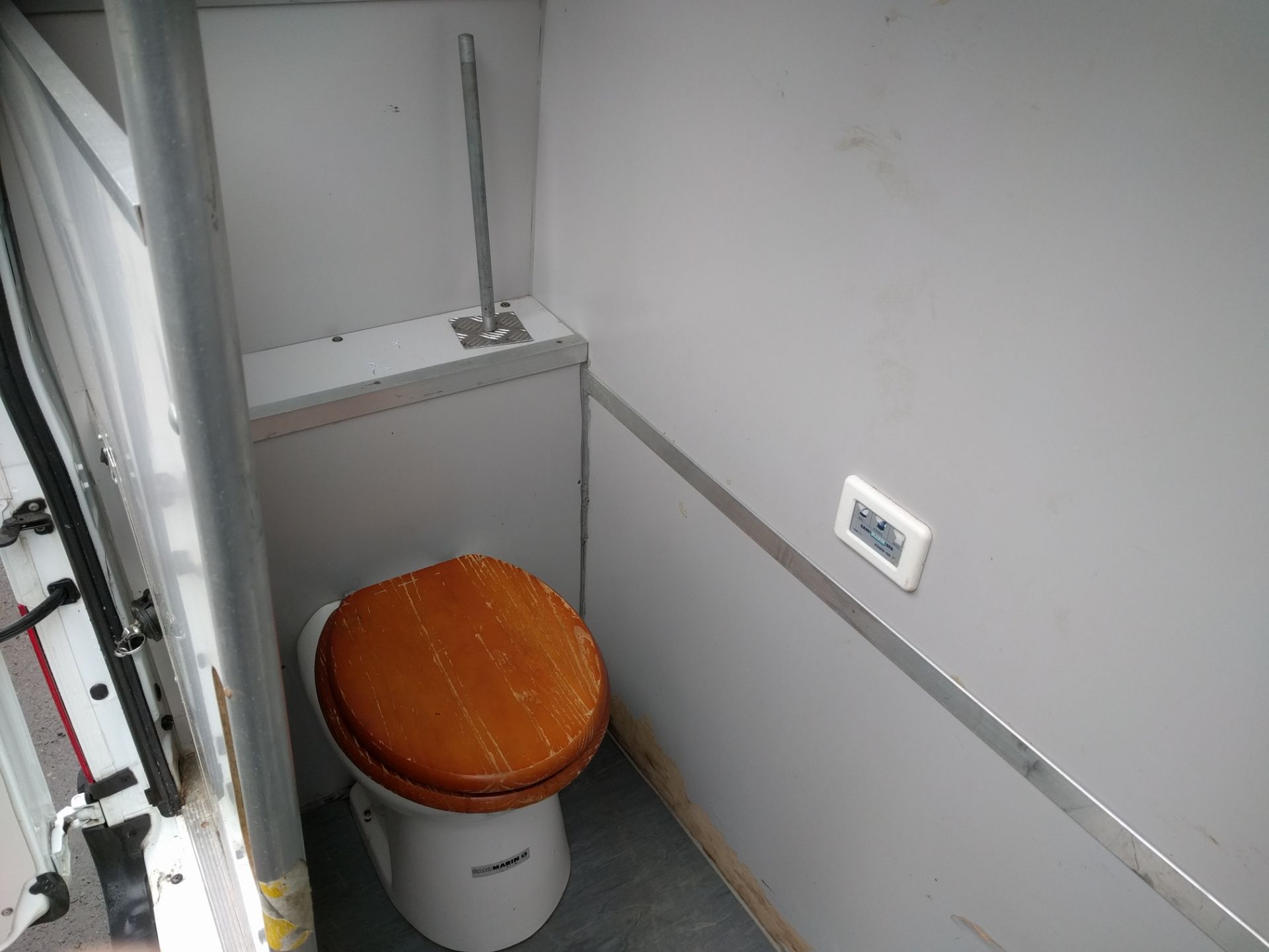 FORD TRANSIT 350 HIGH ROOF WELFARE UNIT - Image 12 of 15