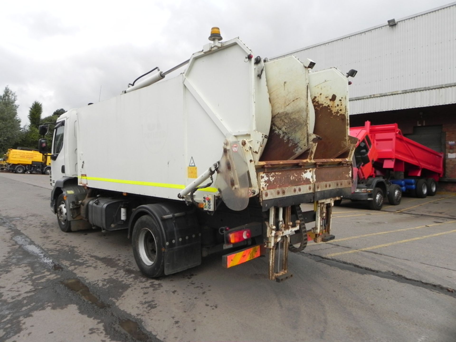 2010 DAF LF 55-220 4X2 BIN LORRY - Image 3 of 25