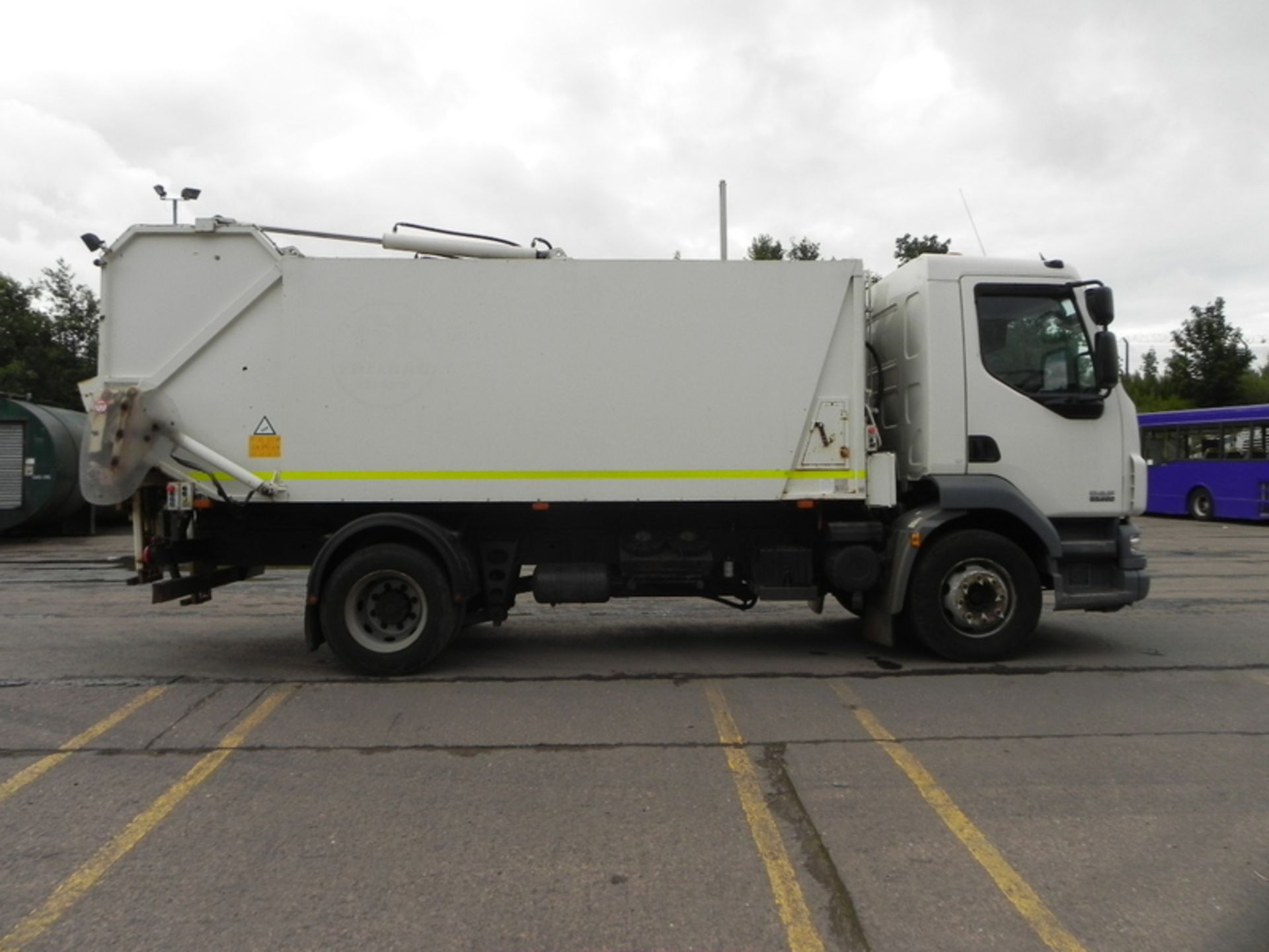 2010 DAF LF 55-220 4X2 BIN LORRY