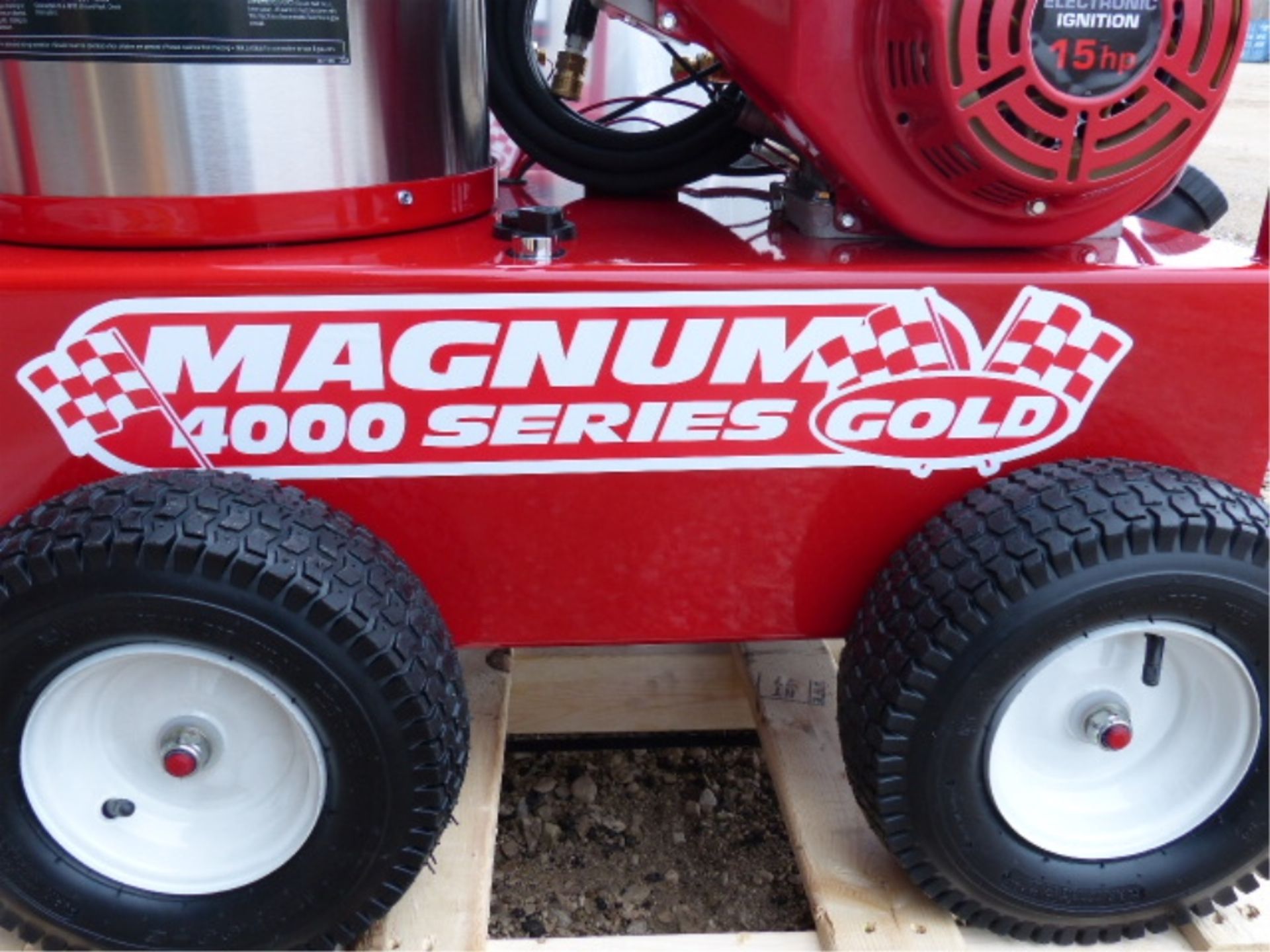 EASY-KLEEN MAGNUM 4000 GOLD HOT WATER PRESSURE WASHER - Image 5 of 10