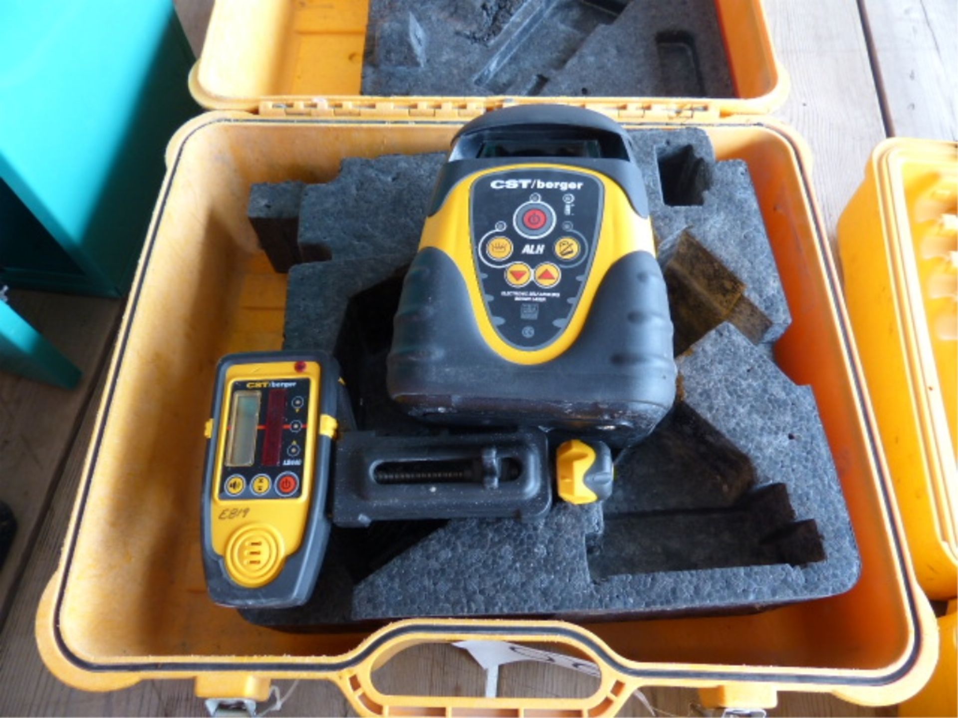 CST/BERGER ALH LASER LEVEL & RECEIVER