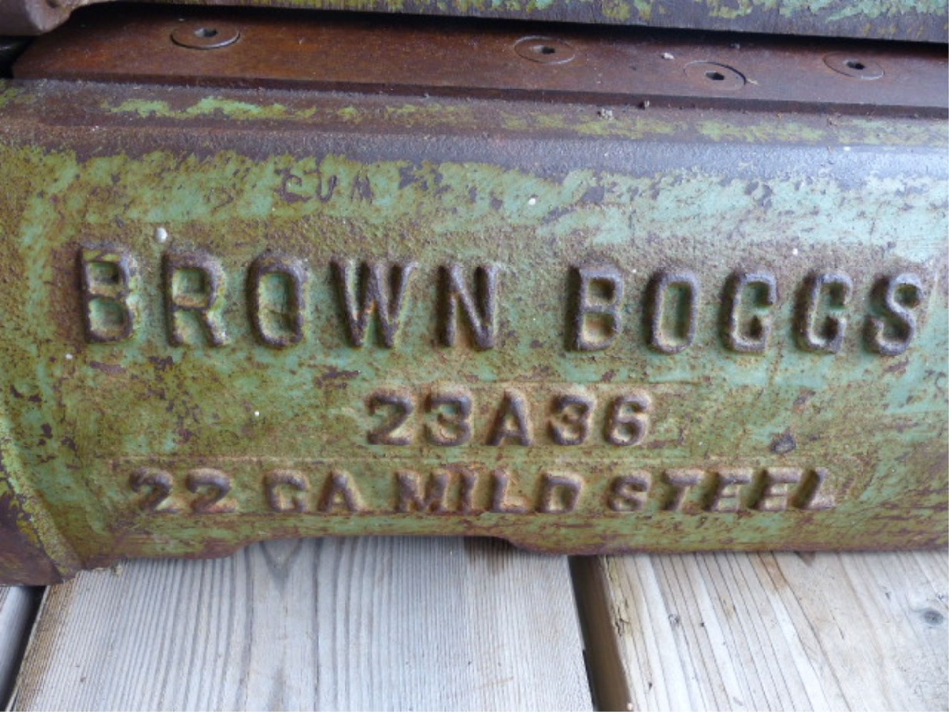 BROWN BOGGS 23A36 CAST SHEET METAL BRAKE - Image 2 of 3