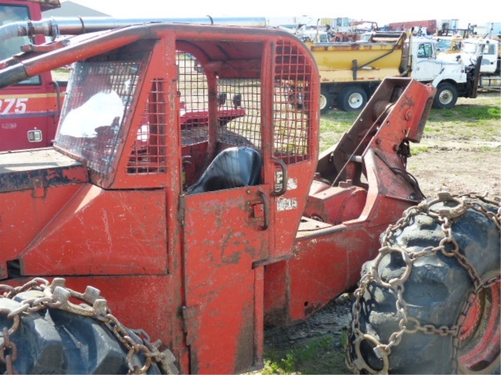 1987 TIMBERJACK 240A CABLE SKIDDER - Image 2 of 15