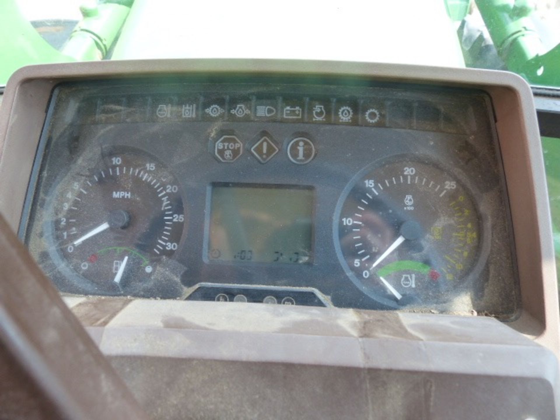 JOHN DEERE 6310 W/JD 640 SELF LEVELLING LOADER - Image 16 of 20