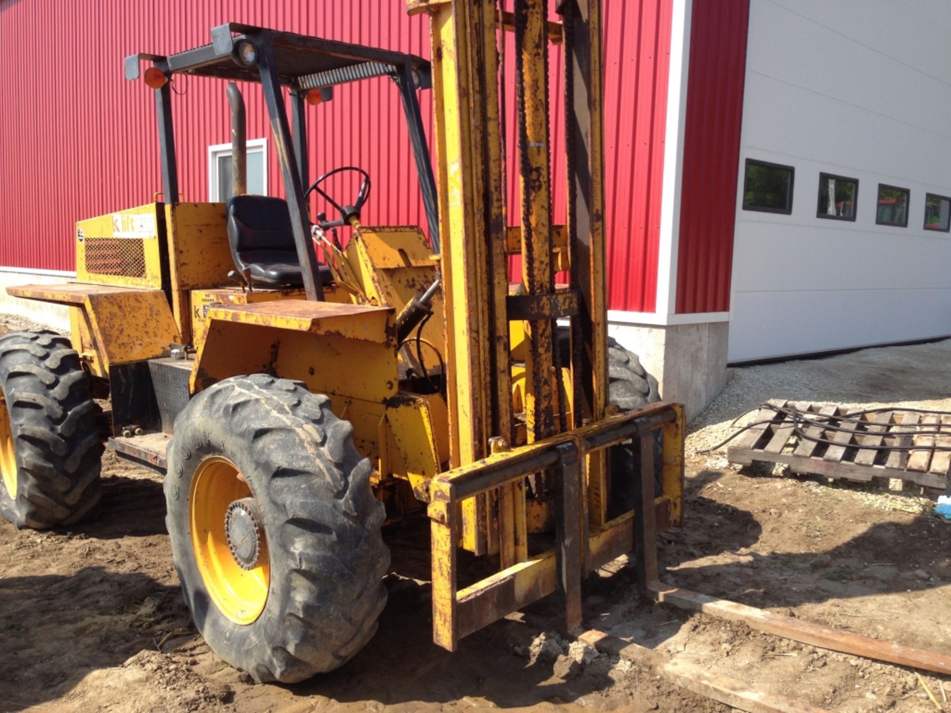 LIFT KING 4WD & 4WS ROUGH TERRAIN FORKLIFT