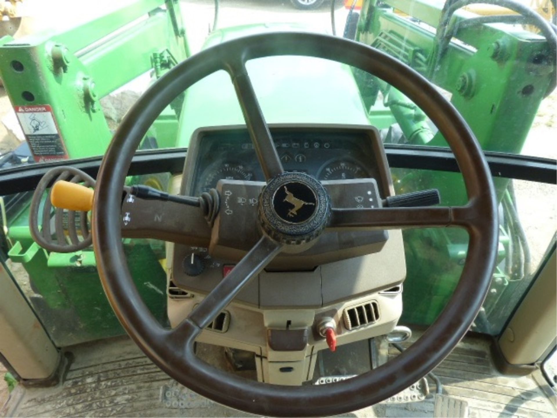 JOHN DEERE 6310 W/JD 640 SELF LEVELLING LOADER - Image 15 of 20